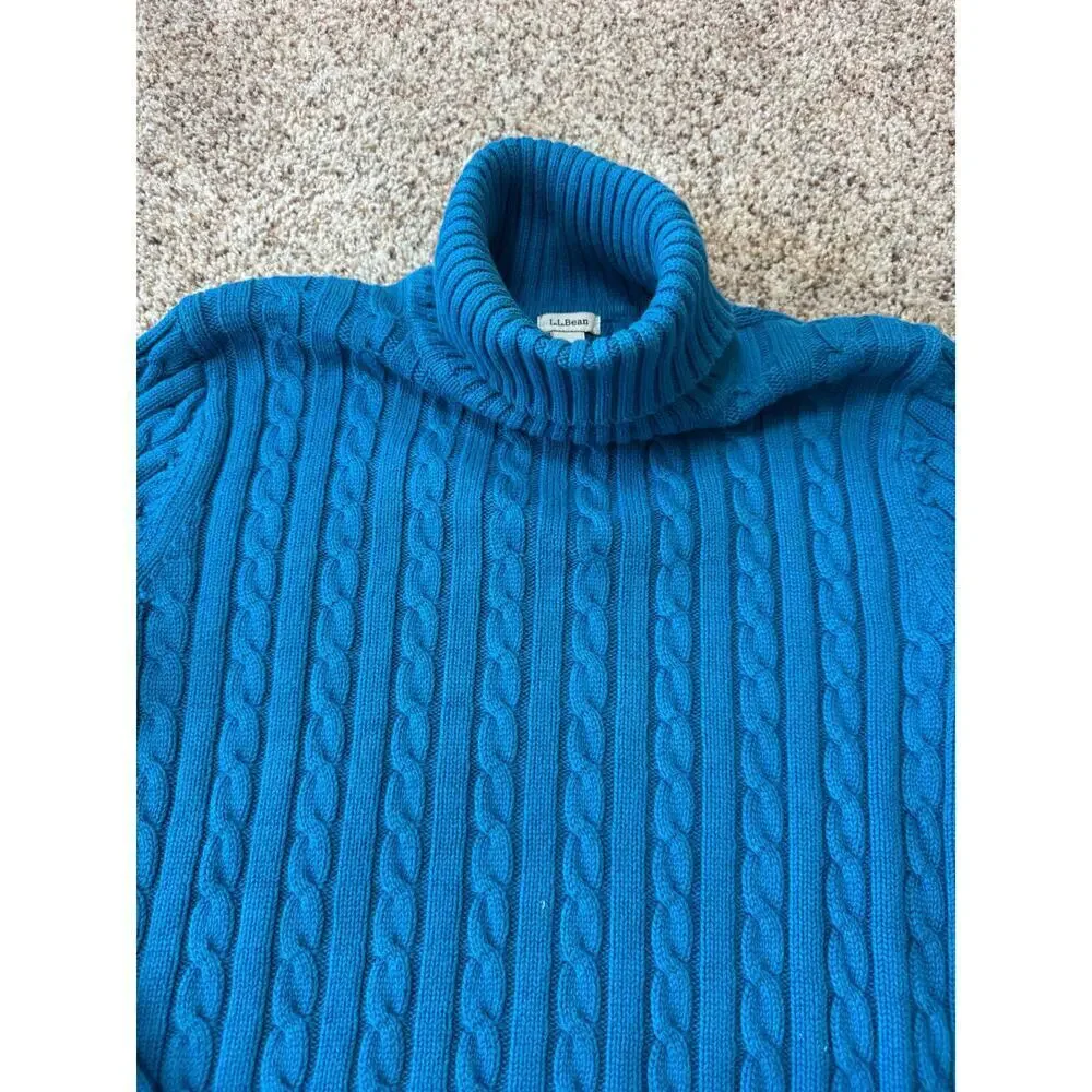 L.L. Bean Blue Cable knit turtle neck Sweater, Size Large , 100% Cotton